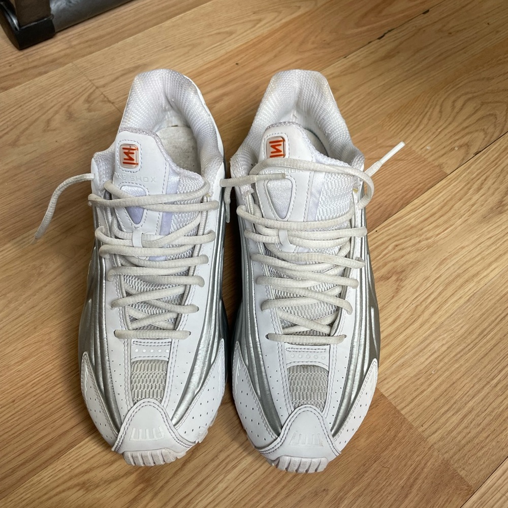Sizes 9